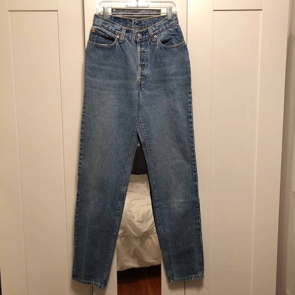 24” Medium Wash High Waisted 501 Levi Jeans
